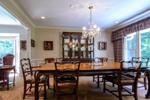 Seldom Scene Meadow Bed & Breakfast