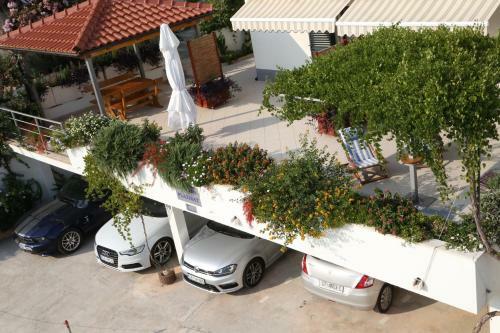 Apartments Plazibat