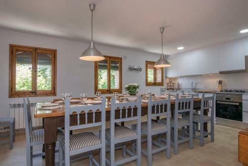 La Vila D'argen�ola - Apartamentos