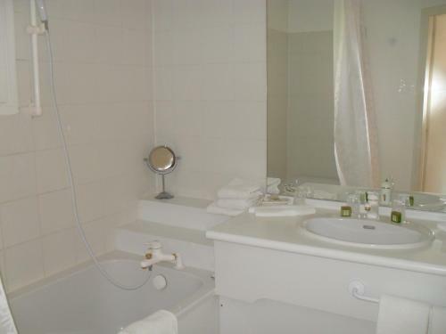 Hotel H�tel Val De Vienne
