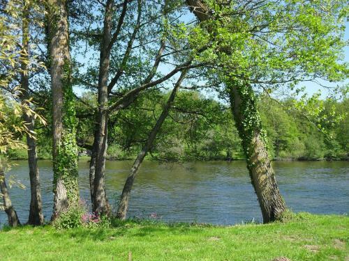 Hotel H�tel Val De Vienne