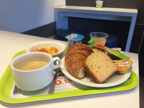 Hotel Ibis Budget Pau Est
