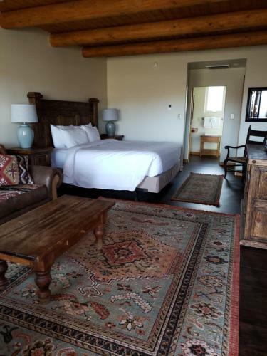 Posada Abiquiu Inn
