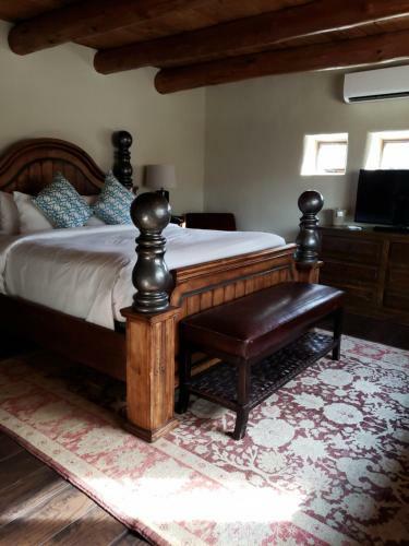 Posada Abiquiu Inn