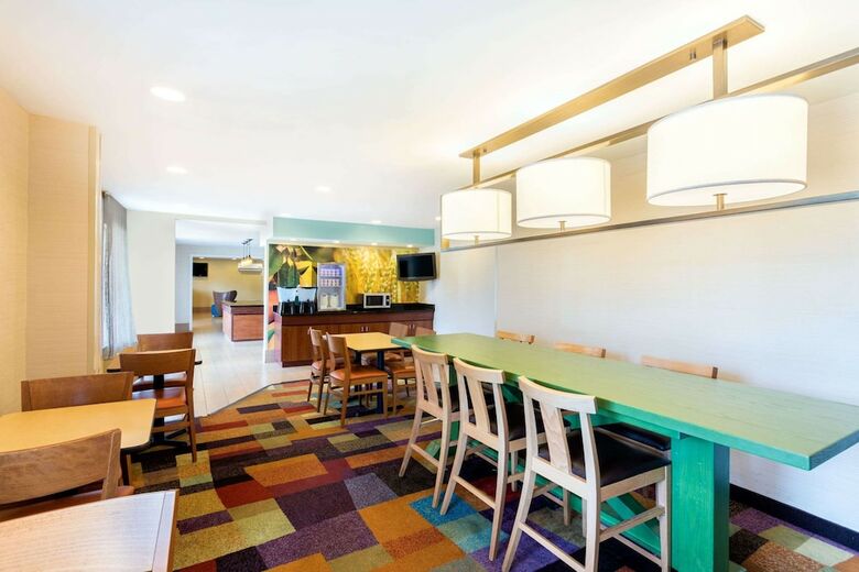 Hotel Fairfield Inn Savannah Midtown