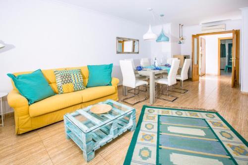 Apartamento Bajo Con Jardin Privado