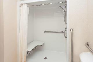 Hotel Baymont Inn - New Buffalo