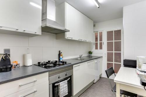 Apartamento Bright And Spacious 3 Bedroom Close To The Beach