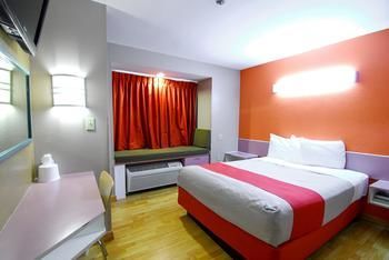 Motel 6 Mcallen East