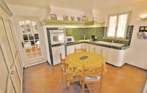 Holiday Home Quartier Du Pr�conil