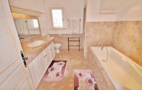 Holiday Home Quartier Du Pr�conil