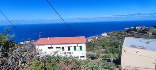 Hostal Albergue Garaf�a El Tablado