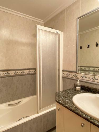 Apartamento Earra - Salbide Duplex - Garaje, 7 Min de La Playa