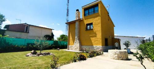 Casa Con Jard�n Teso Del Castro