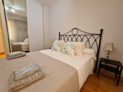 Apartamento Dos Torres Edificio De Los Arcos 3 - Plaza De Parking Incluida