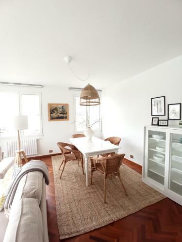Apartamento Sobre La R�a