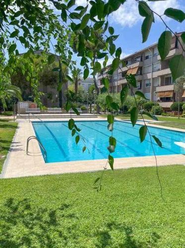 Apartamento Moderno Piscina Y Parking Hostem