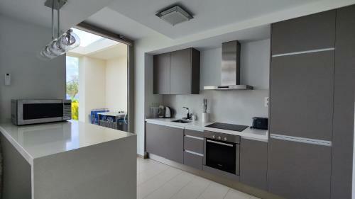 Paradise Luxury Villa Sea View