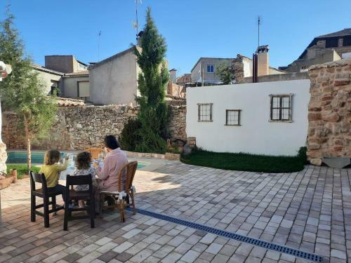 Las Casas Del Rinc�n -4 Dormitorios