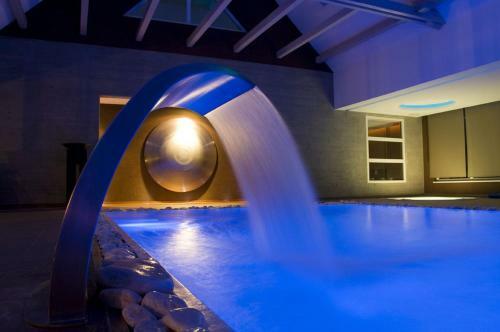 Hotel Logis La Source Des Sens