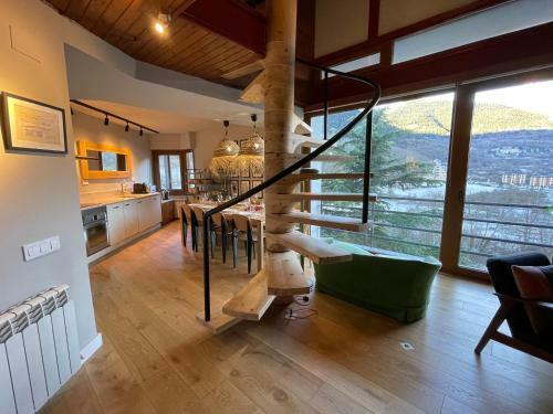 Apartamento Tuca - Triplex Priviletge Con Encanto