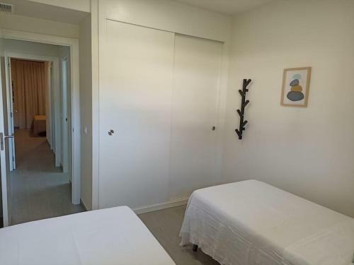 Apartamento Victoria 2. Piscina Comunitaria