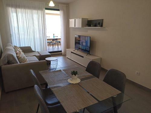 Apartamento Victoria 2. Piscina Comunitaria