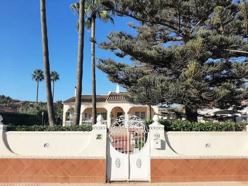 Villa R Gem By The Sea