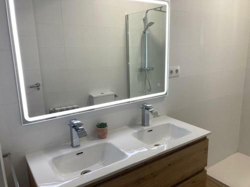 Apartamento Piso En Camelias, Vigo