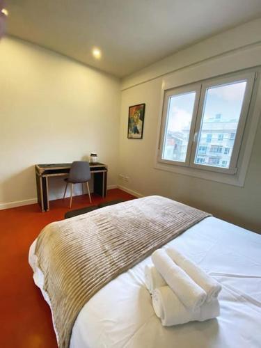 Apartamento Piso C�ntrico Con Terraza Amplia Y Garaje