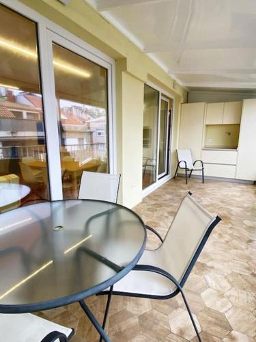 Apartamento Piso C�ntrico Con Terraza Amplia Y Garaje