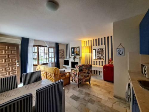 Apartamento Vera Coast 4 Persons. 2 Pools And Beach 200 M