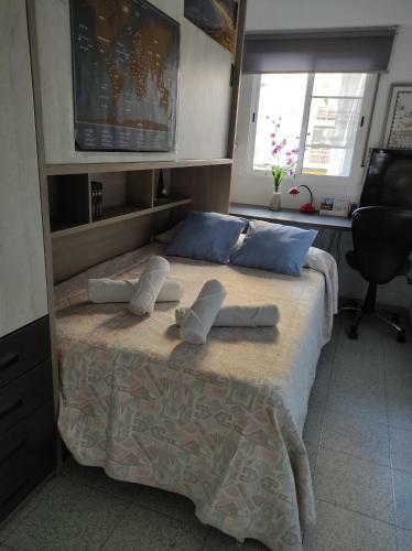 Comoda Y Moderna Habitacion Doble