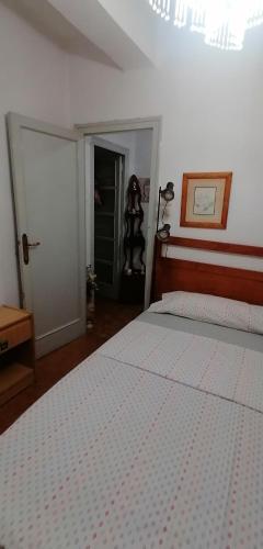 Mary's Rooms Low Cost