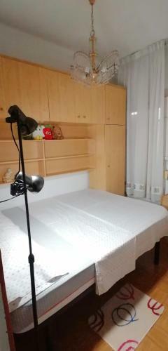 Mary's Rooms Low Cost