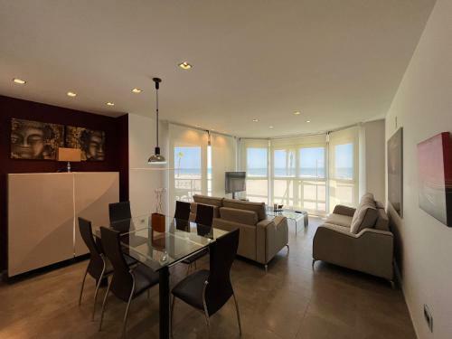 Apartamento Primera Linea Playa Patacona, Valencia