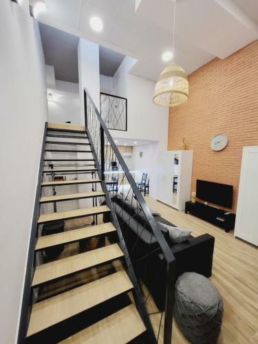 Grandera Apart`s - Carbonell 1