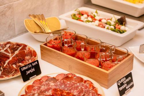 Hotel The Valentia Corretger�a