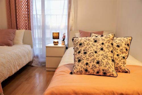 Aparthotel Mediterr�neo Style-centro 8 Min By Metro