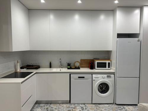 Precioso Apartamento Con Patio. Pyp