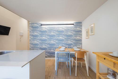Florit Flats - The Seagull Apartments