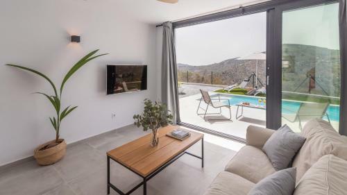 Do�a Cabin Torrox By Ruralidays