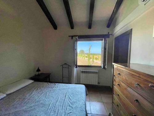 Casa Con Piscina Torroella De Fluvi�