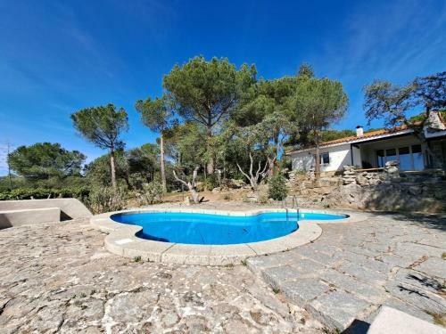 Chalet Con Piscina En Torrelodones