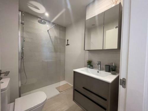 New ! Las Terrazas de La Torre Renovated Firstline Golfview Apartment