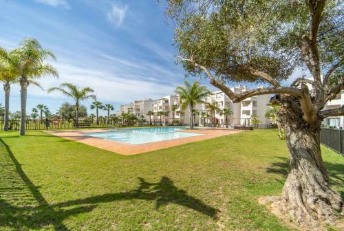 New ! Las Terrazas de La Torre Renovated Firstline Golfview Apartment