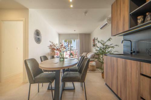 New ! Las Terrazas de La Torre Renovated Firstline Golfview Apartment