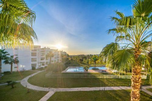 New ! Las Terrazas de La Torre Renovated Firstline Golfview Apartment