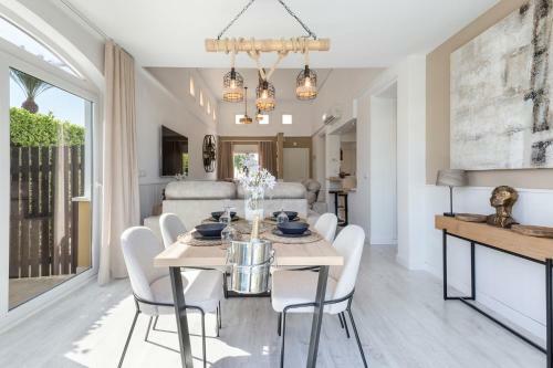 Luxury Frontline Golf Villa