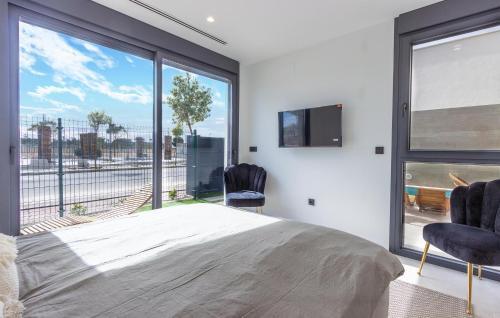 Gorgeous Home In Torre Pacheco With Heated Swimming Pool
